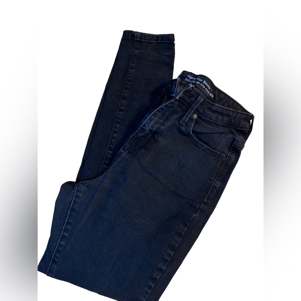 Women high rise jeans sz 6 skinny legs black
